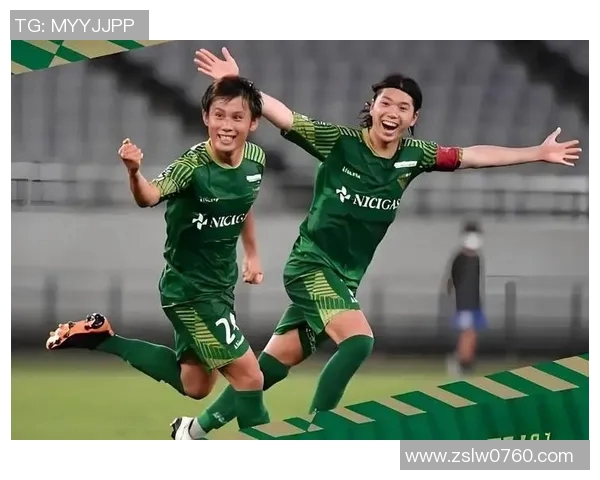 鹿岛儿联迎战东京绿茵激烈对决引发球迷热情期待